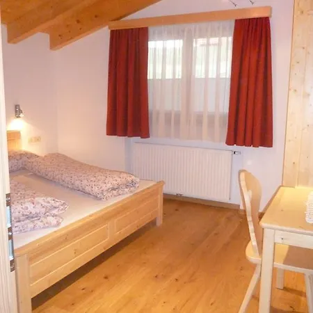 Isidorhof Alloggio per agriturismo Dobbiaco